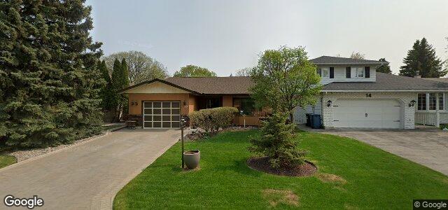 Larawan ng 10 English Place sa Winnipeg, Manitoba