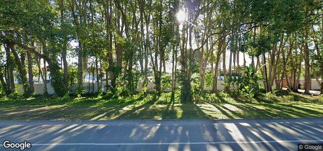 Larawan ng 10 Riverbend Avenue sa Winnipeg, Manitoba