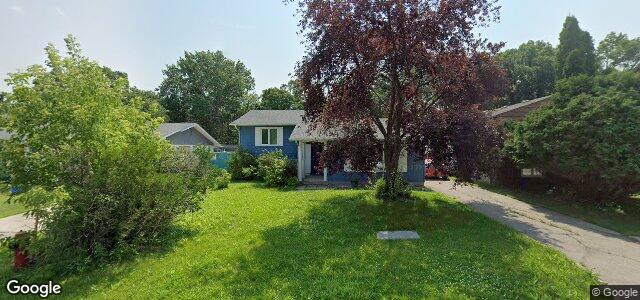 Larawan ng 103 Fernleaf Drive sa Winnipeg, Manitoba