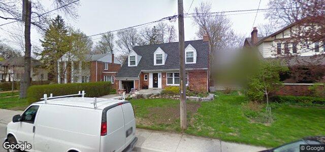 Larawan ng 11 Woodlawn Avenue sa Winnipeg, Manitoba