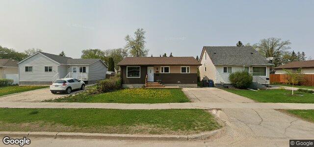 Photo of 115 Riel Avenue in Winnipeg, Manitoba