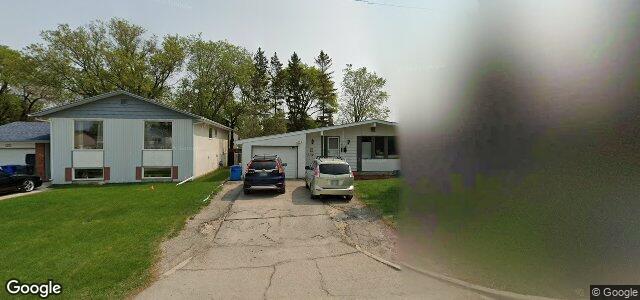 Larawan ng 126 Riel Avenue sa Winnipeg, Manitoba