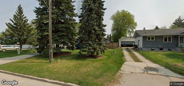 Larawan ng 130 Riel Avenue sa Winnipeg, Manitoba