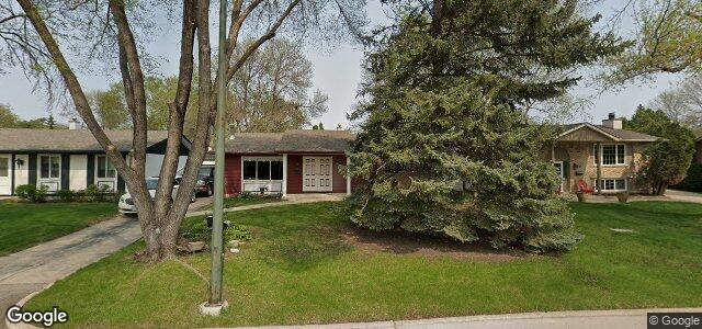 Larawan ng 15 Golden Willow Crescent sa Winnipeg, Manitoba