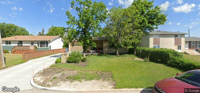 Larawan ng 15 Greendell Avenue sa Winnipeg, Manitoba