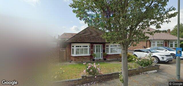 Larawan ng 152 Avalon Road sa Winnipeg, Manitoba