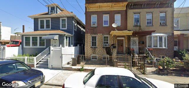 Larawan ng 170 Woodlawn Avenue sa Winnipeg, Manitoba