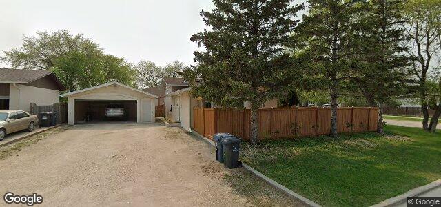 Larawan ng 172 Riel Avenue sa Winnipeg, Manitoba
