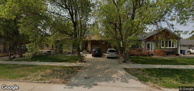 Larawan ng 175 Riel Avenue sa Winnipeg, Manitoba