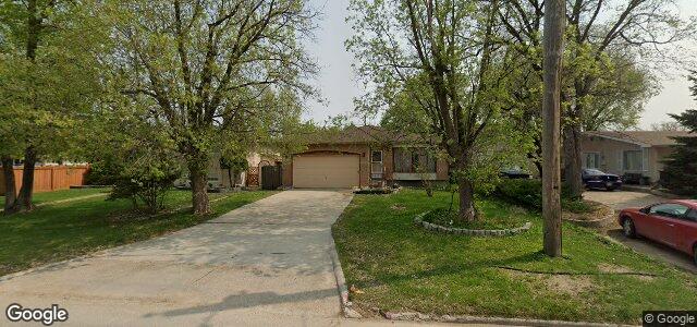 176 Riel Avenue（加拿大曼尼托巴省温尼伯市）房屋照片