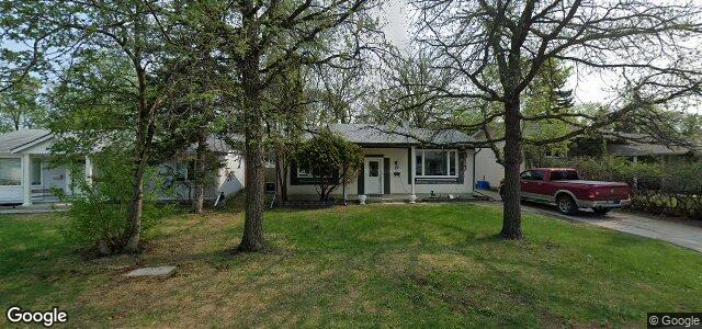 Larawan ng 18 Oakridge Bay sa Winnipeg, Manitoba