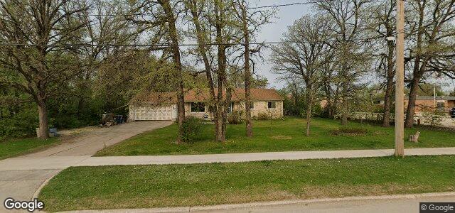 Larawan ng 180 Minnetonka Street sa Winnipeg, Manitoba