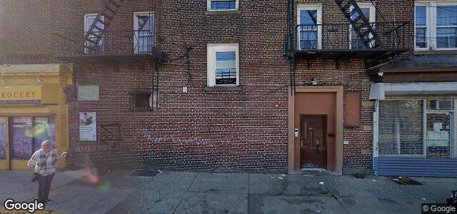 Larawan ng 181 Woodlawn Avenue sa Winnipeg, Manitoba