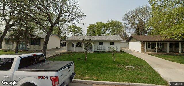 Larawan ng 23 Oakridge Bay sa Winnipeg, Manitoba