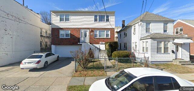 Larawan ng 23 Woodlawn Avenue sa Winnipeg, Manitoba