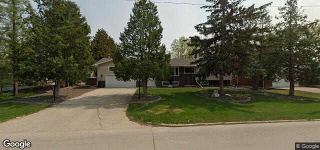 240 Riel Avenue（加拿大曼尼托巴省溫尼伯市）房屋照片