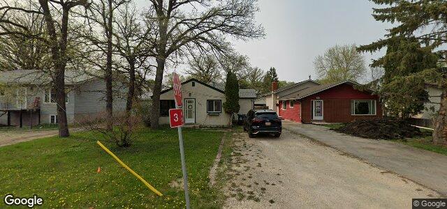 Larawan ng 241 Avalon Road sa Winnipeg, Manitoba