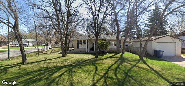 Larawan ng 25 Fernleaf Drive sa Winnipeg, Manitoba