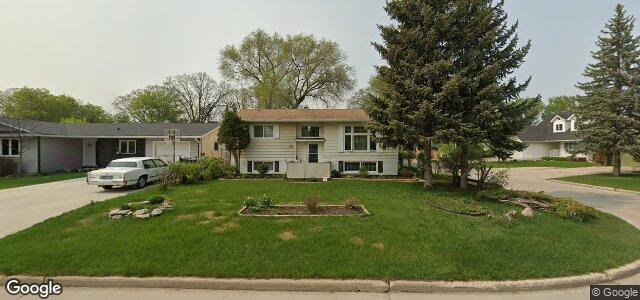 Photo of 25 Glenthorne Crescent in Winnipeg, Manitoba