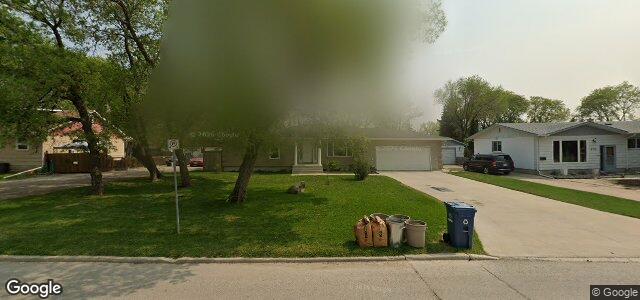 Larawan ng 268 Avalon Road sa Winnipeg, Manitoba