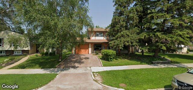 Larawan ng 271 Riel Avenue sa Winnipeg, Manitoba