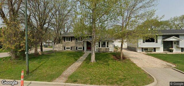 Larawan ng 3 Golden Willow Crescent sa Winnipeg, Manitoba