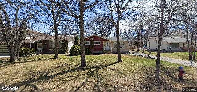 Larawan ng 30 Riverbend Avenue sa Winnipeg, Manitoba