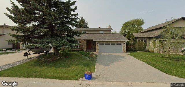 Larawan ng 31 English Place sa Winnipeg, Manitoba