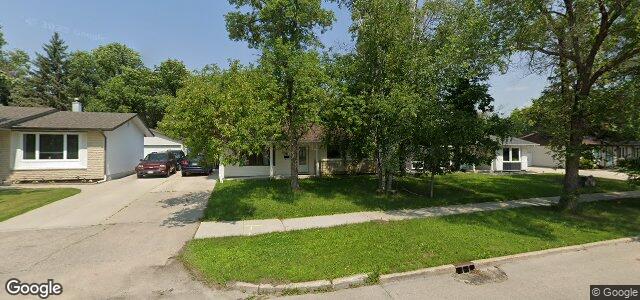 Larawan ng 315 Riel Avenue sa Winnipeg, Manitoba