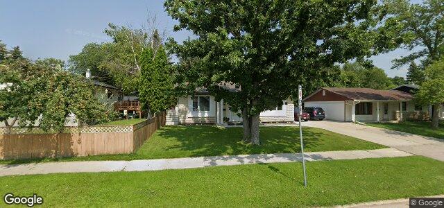 Larawan ng 319 Riel Avenue sa Winnipeg, Manitoba