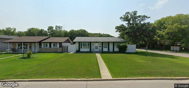 Larawan ng 324 Riel Avenue sa Winnipeg, Manitoba