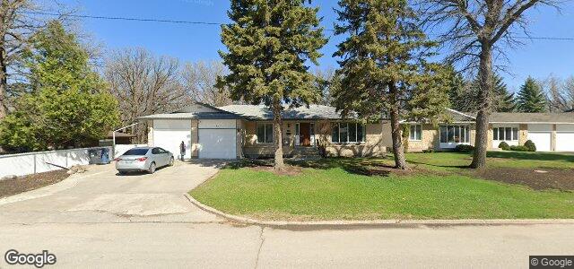Larawan ng 327 Avalon Road sa Winnipeg, Manitoba