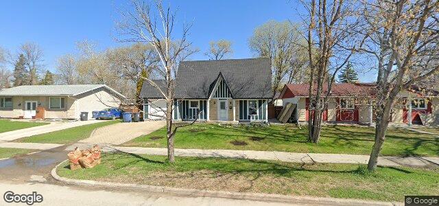 Photo of 327 Riel Avenue in Winnipeg, Manitoba