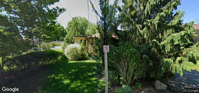 Larawan ng 34 Woodlawn Avenue sa Winnipeg, Manitoba