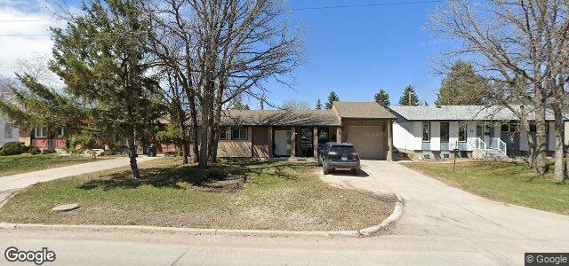 Larawan ng 37 Riverbend Avenue sa Winnipeg, Manitoba