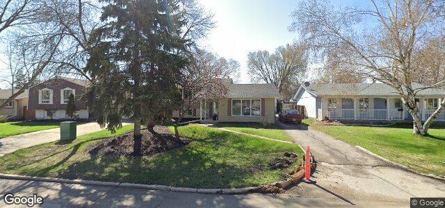 Larawan ng 370 Riel Avenue sa Winnipeg, Manitoba