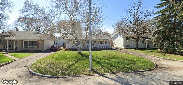 Larawan ng 374 Riel Avenue sa Winnipeg, Manitoba