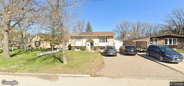 Larawan ng 379 Avalon Road sa Winnipeg, Manitoba