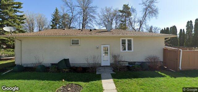 Larawan ng 394 Avalon Road sa Winnipeg, Manitoba