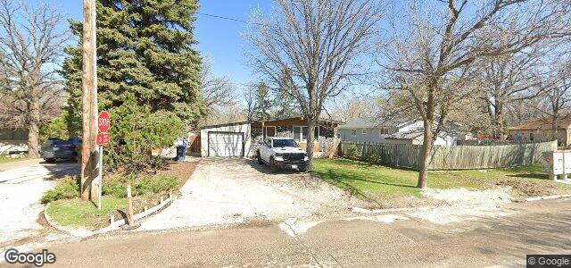 Larawan ng 395 Avalon Road sa Winnipeg, Manitoba