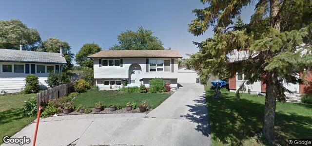 Larawan ng 4 Cromer Bay sa Winnipeg, Manitoba