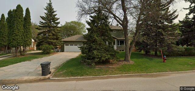 Larawan ng 40 Riverbend Avenue sa Winnipeg, Manitoba