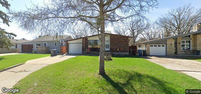 Larawan ng 410 Avalon Road sa Winnipeg, Manitoba