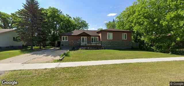 Larawan ng 44 Greendell Avenue sa Winnipeg, Manitoba