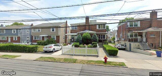 Photo of 44 Woodlawn Avenue in Winnipeg, Manitoba