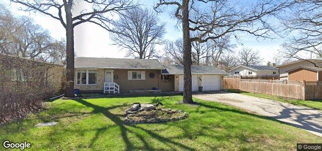 Larawan ng 444 Avalon Road sa Winnipeg, Manitoba