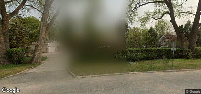 Larawan ng 48 Riverbend Avenue sa Winnipeg, Manitoba