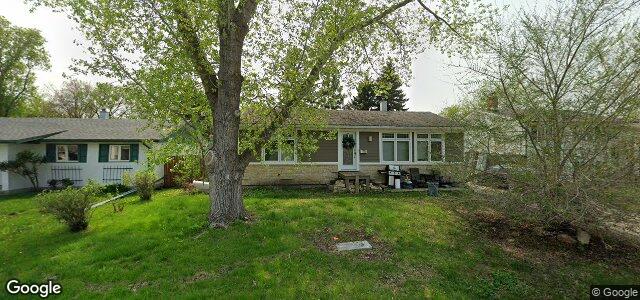Larawan ng 50 Blue Spruce Crescent sa Winnipeg, Manitoba