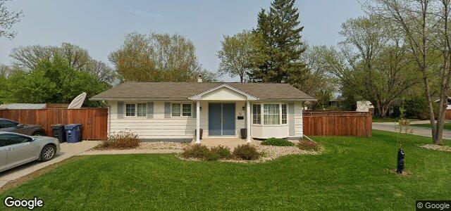 Larawan ng 52 Oakridge Bay sa Winnipeg, Manitoba