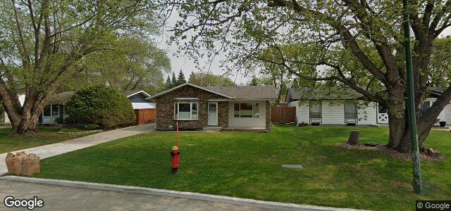 Larawan ng 67 Oakridge Bay sa Winnipeg, Manitoba